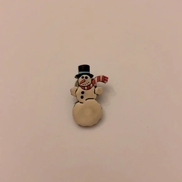 Girl’s snowman jewelry bundle! 8” necklace, dangle post earrings, & snowman pin. - Picture 4 of 4